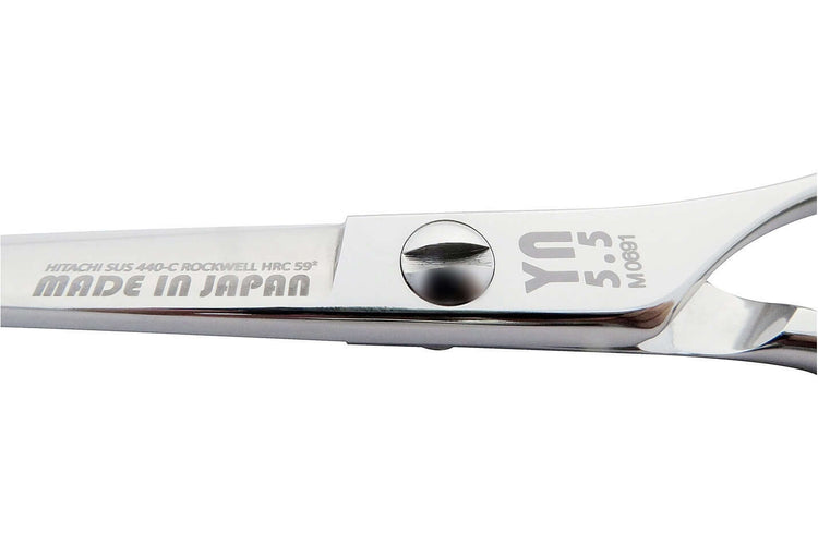 Authentic Japanese 5.5-inch classic design offset handle hair-cutting scissors—a must-have tool for everyday use.