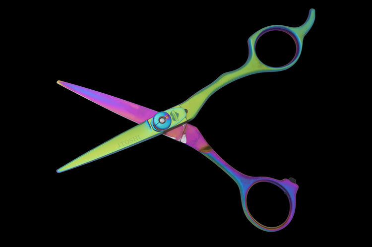 Front view of the TW 500 Tungsten hair cutting scissors in open position.